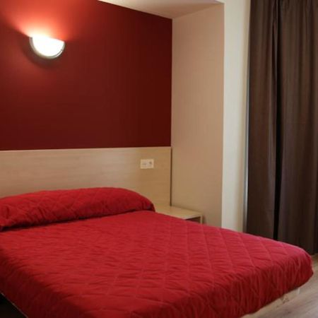 Hostal Santel San Marcos Саламанка Экстерьер фото