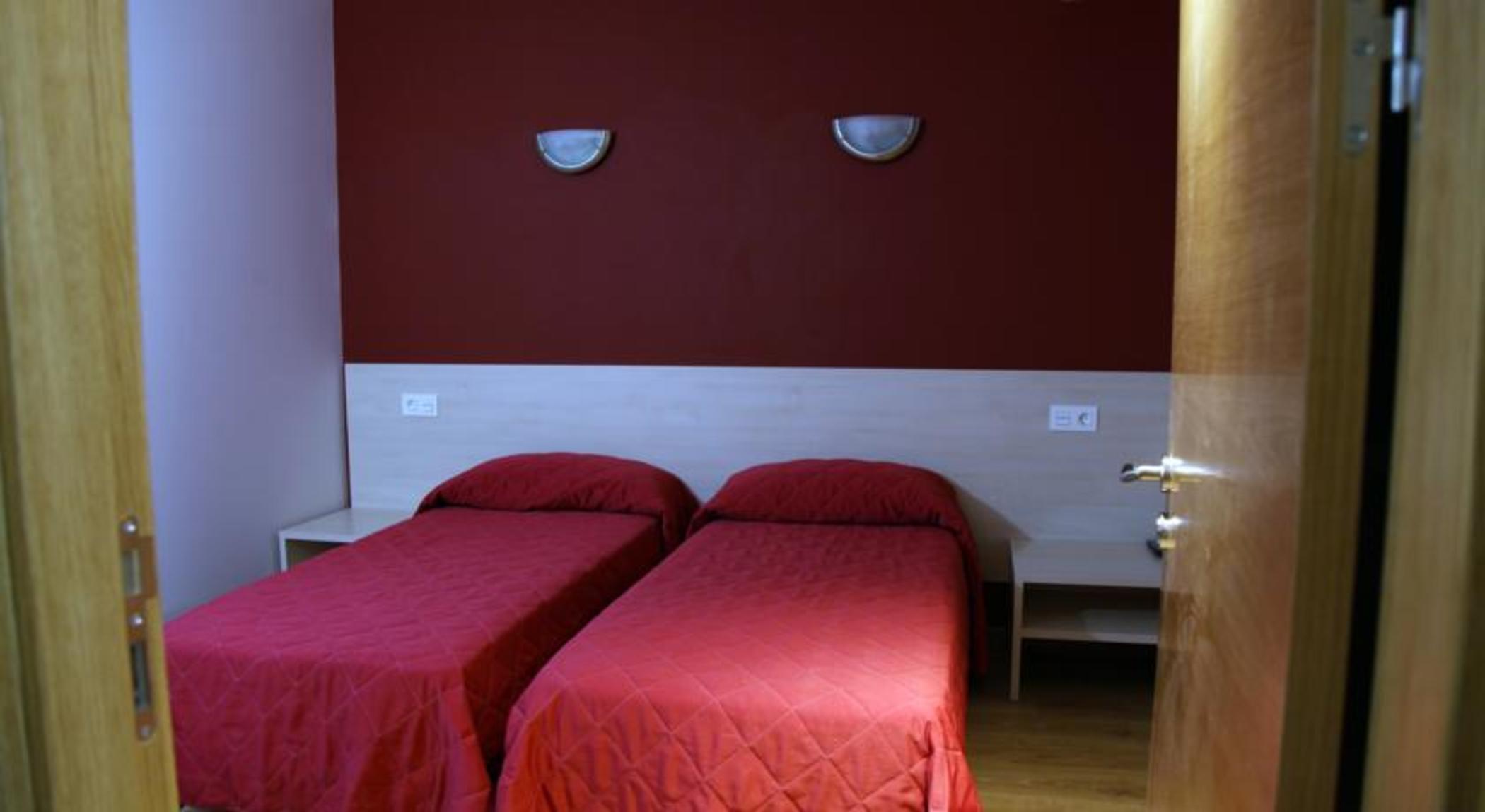 Hostal Santel San Marcos Саламанка Экстерьер фото